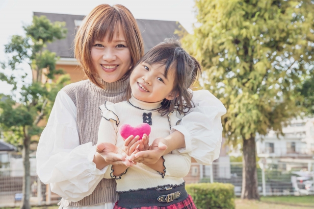 女性と子供